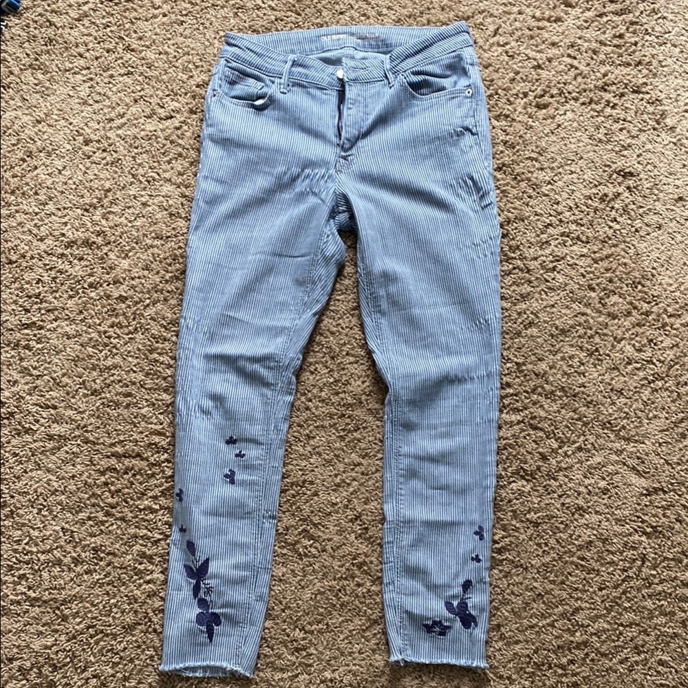 Old Navy Skinny Jeans Embroidered Floral